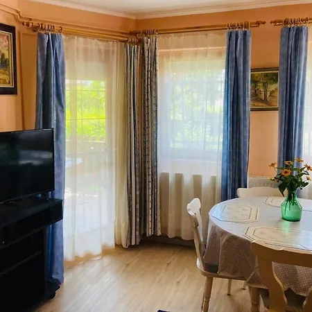 Lili Nyaralohaz Casa de Férias