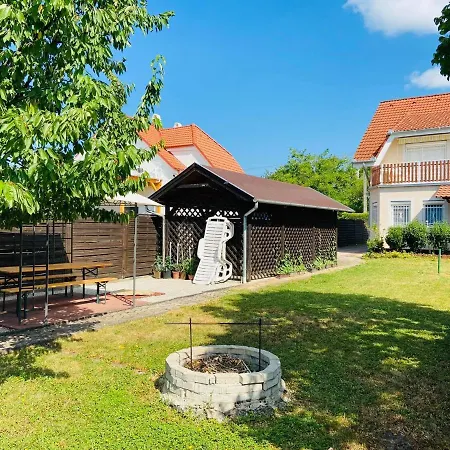 Lili Nyaralohaz * Gyenesdiás