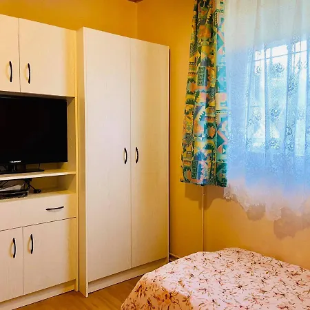 Lili Nyaralohaz Prázdninový dům Gyenesdiás