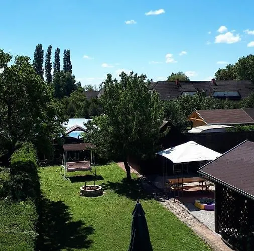 Lili Nyaralohaz Hébergement de vacances