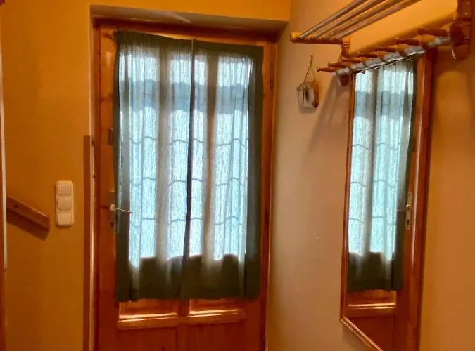 別荘 Lili Nyaralohaz *