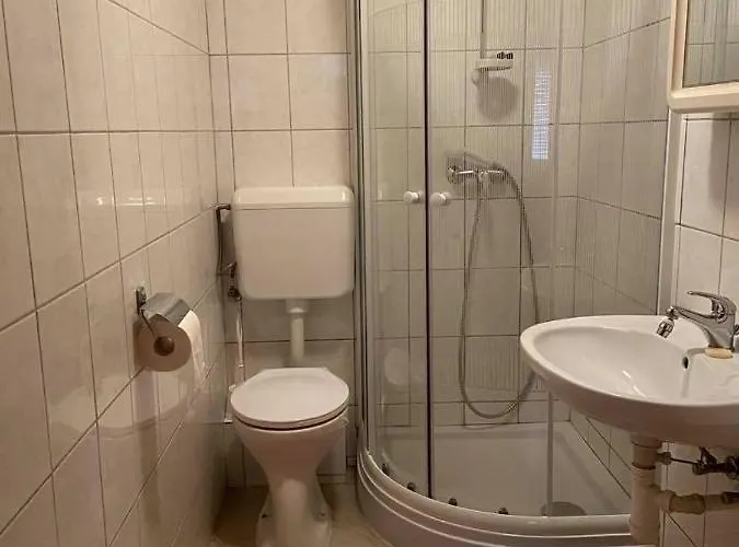 Lili Nyaralohaz 別荘 *